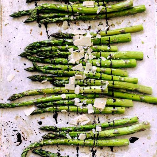Asparagi insaporiti al formaggio
