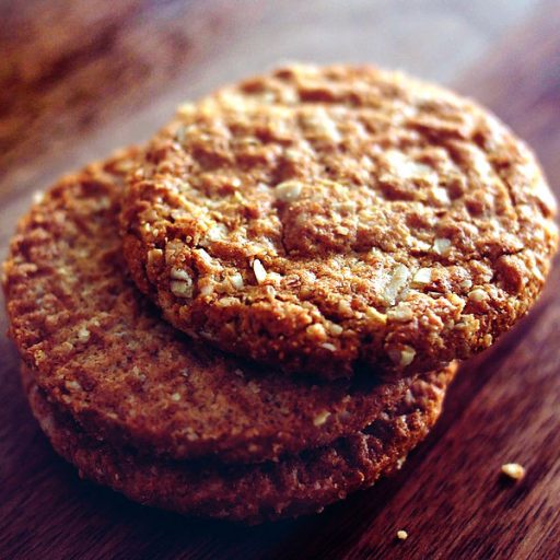 Biscotti di grano con miele senza lievito e lattosio