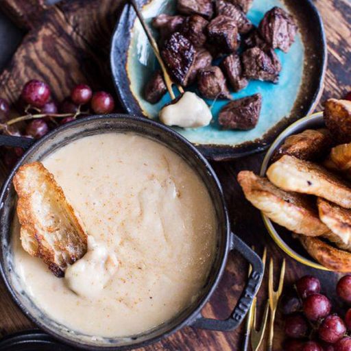 Fondue al forno di pecorino con mele