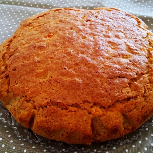 Torta semplice di carote
