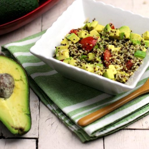 Insalata tiepida di quinoa , fagiolini e avocado (senza glutine , lattosio e nichel)
